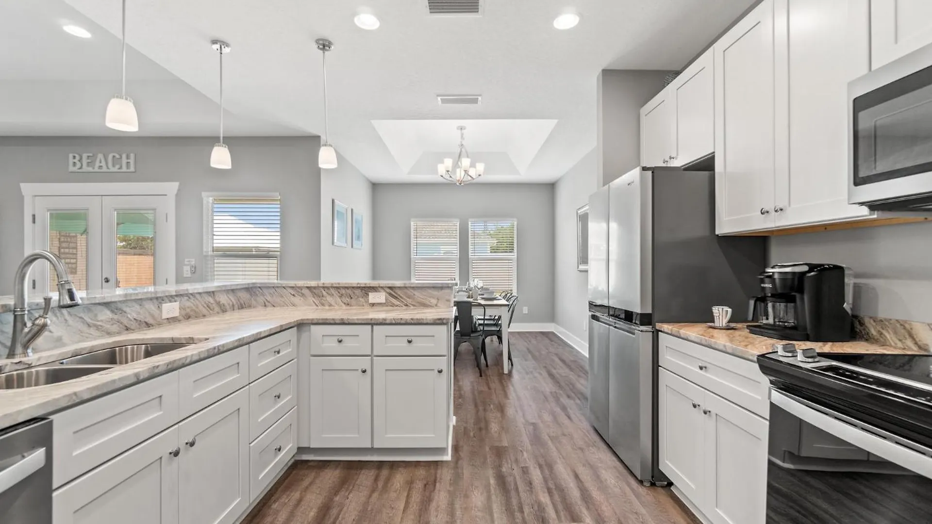 Amazing New 3Br/2Ba Laguna Beach! / 6P Golf Cart: 2 Mins To Beach/West Pcb Panama City Beach