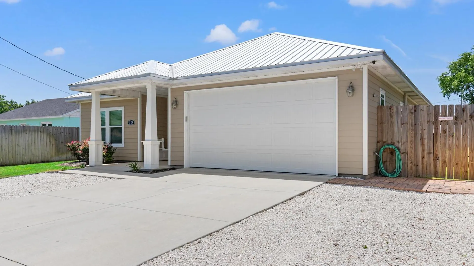 Amazing New 3Br/2Ba Laguna Beach! / 6P Golf Cart: 2 Mins To Beach/West Pcb Panama City Beach